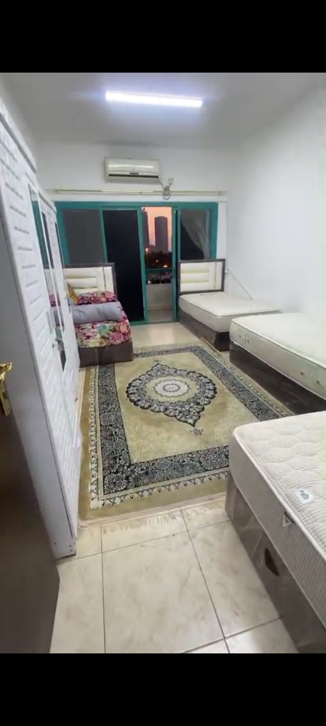 ghrf-mshtrk-maa-blkon-llshbab01787921885.png