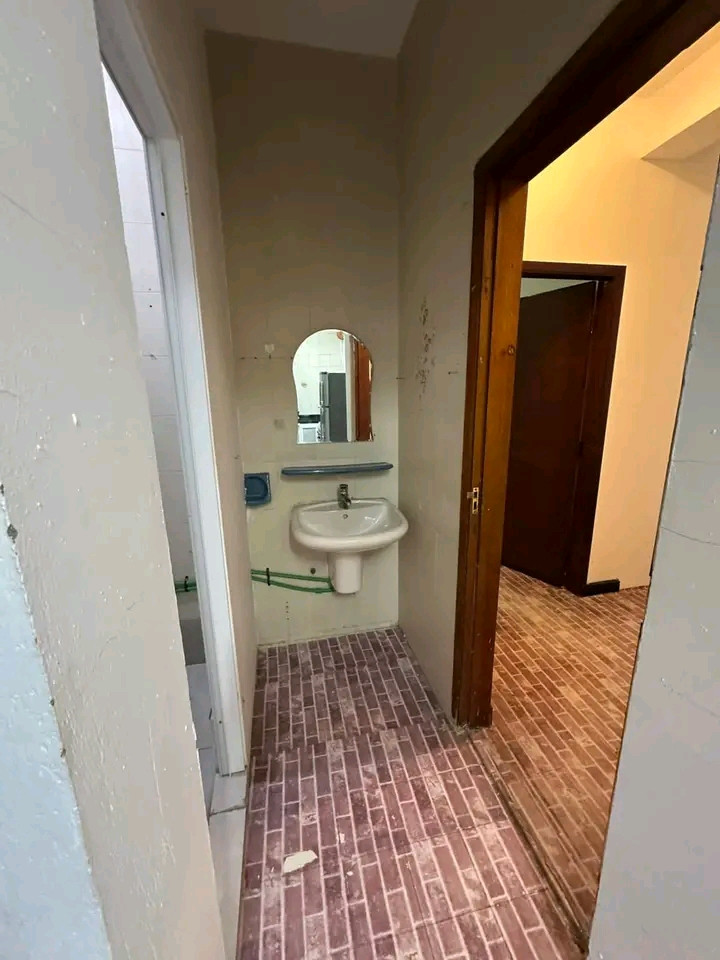 Room and hall in Al Khuwair