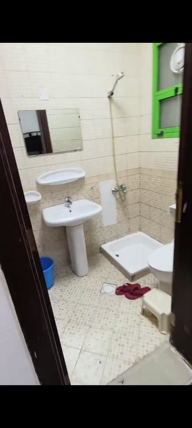 One bedroom and lounge, all-inclusive.