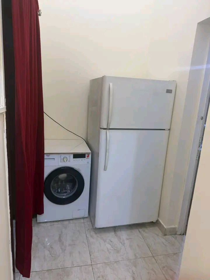 Room and hall, Al Shafi Street