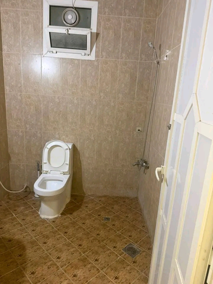 Room and hall, Al Shafi Street