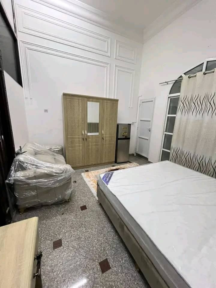 Room and bathroom with balcony