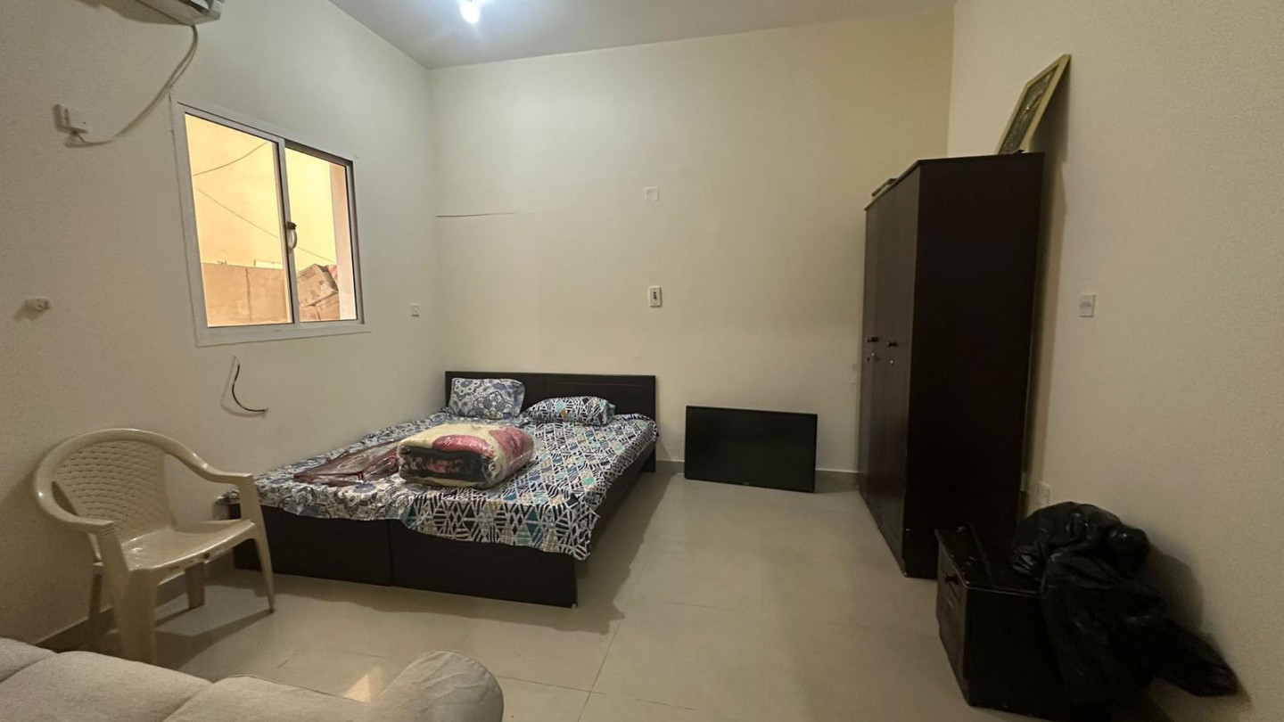 ghrf-omtbkh-omfrosh-dor-ardy01790868180.jpg