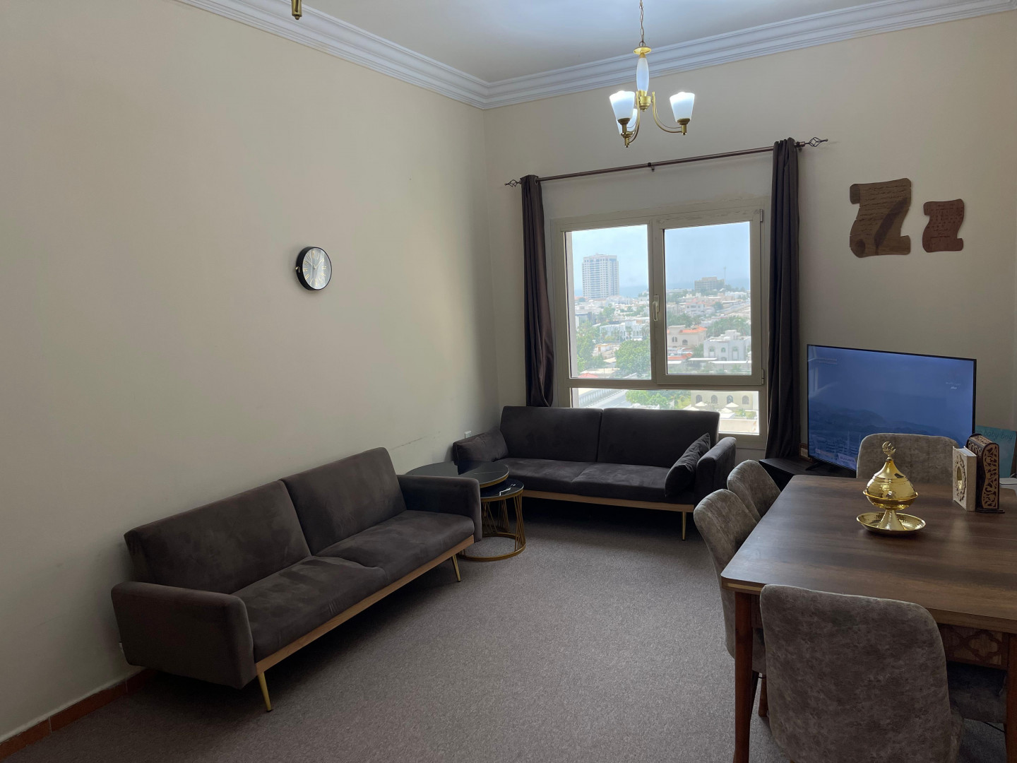 Room and lounge, Al Majaz 3