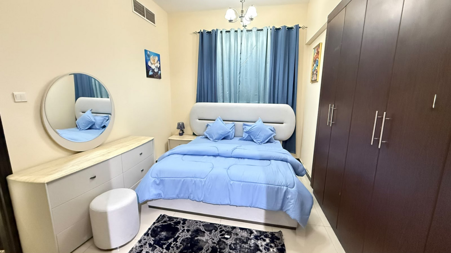One bedroom and living room, first occupancy
