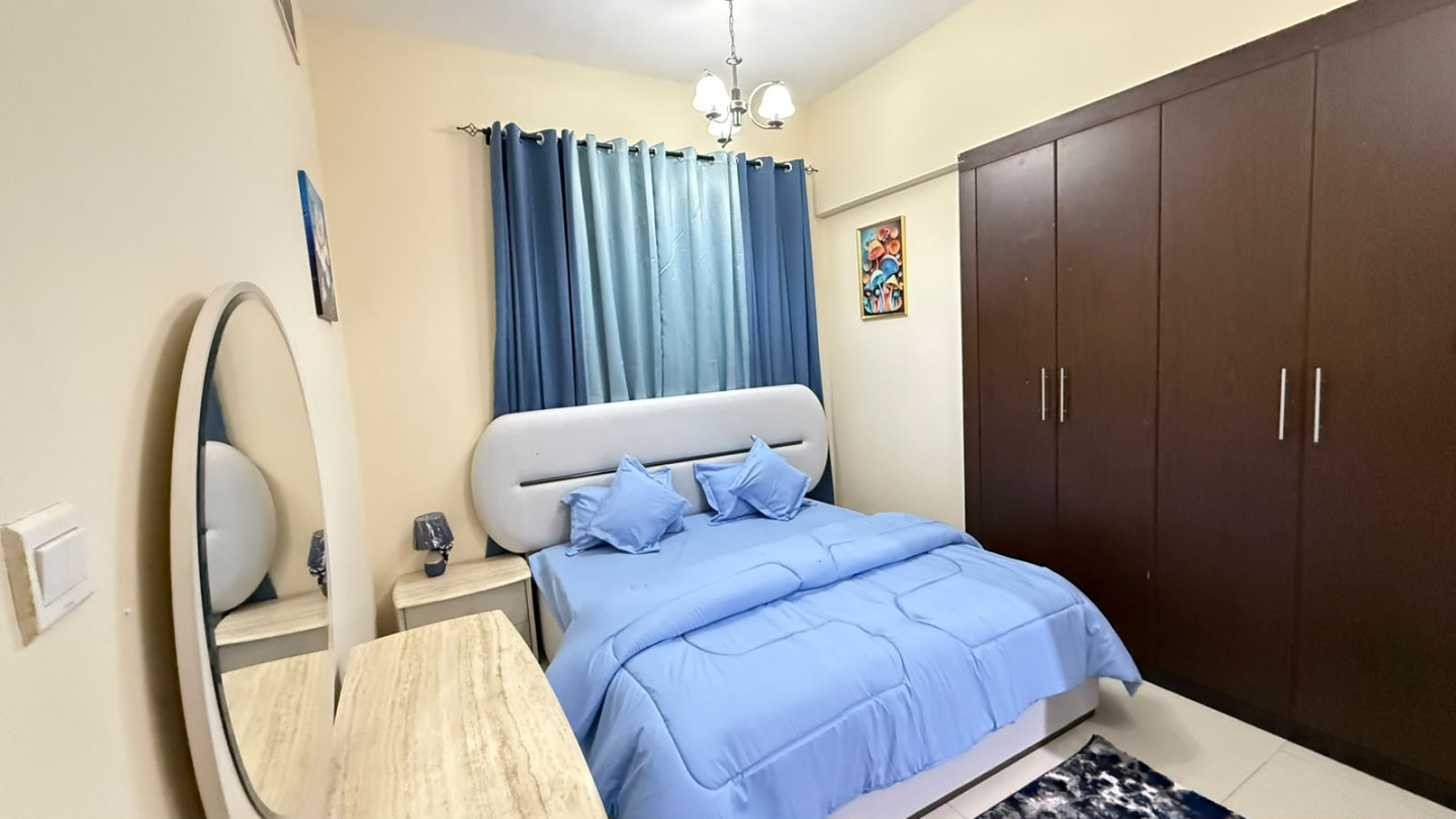 One bedroom and living room, first occupancy