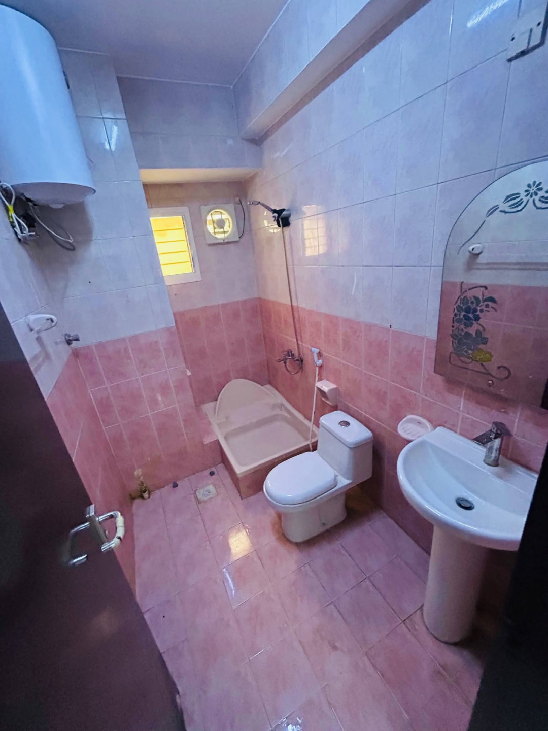 One room and a living room in Al Khuwair