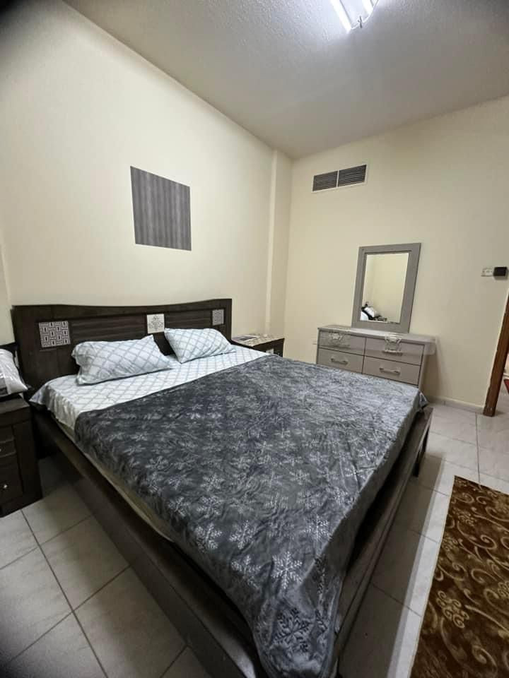 One bedroom and living room with two bathrooms in Al Qasimiya