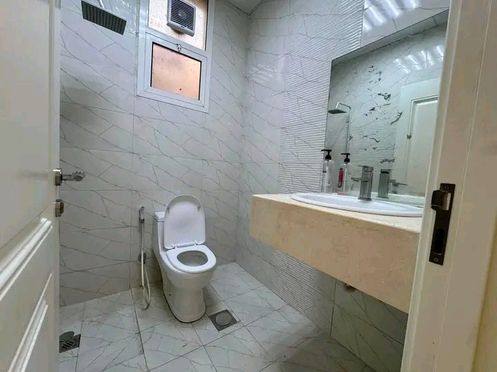 One bedroom and living room with a yard for rent in Riyadh.