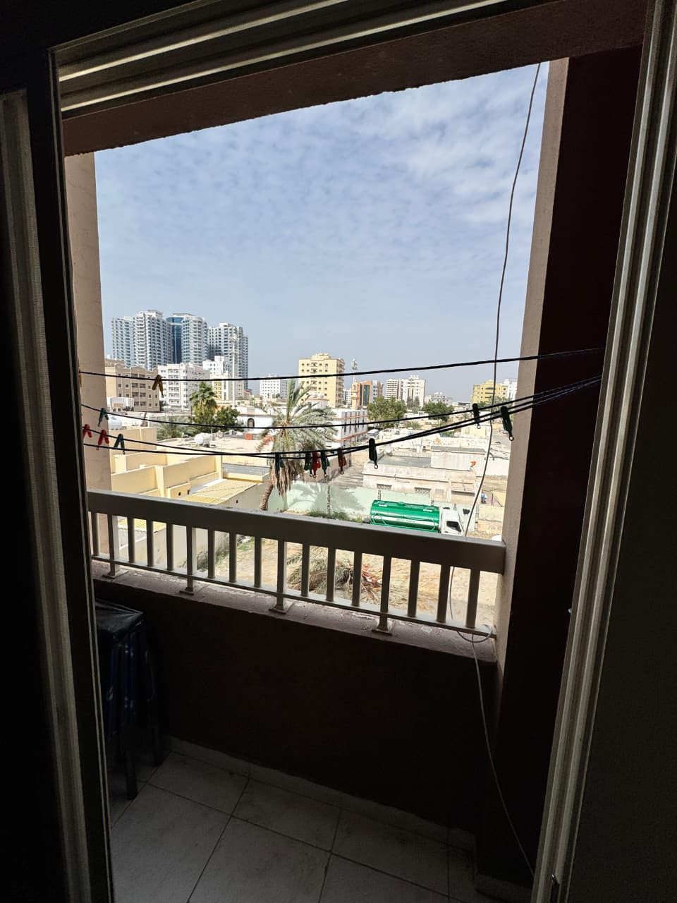 Furnished one-bedroom apartment with balcony