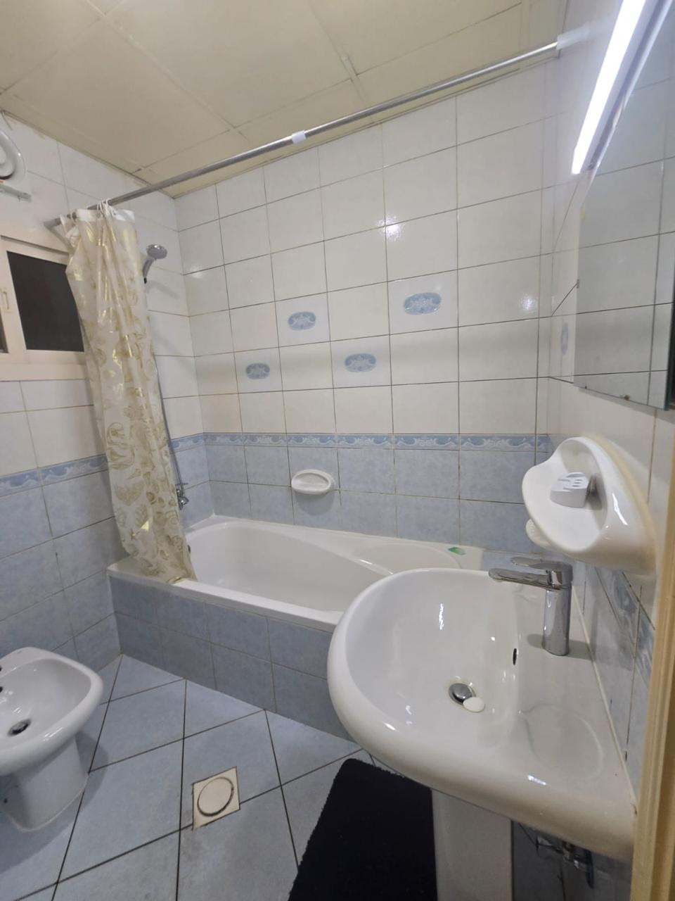 Furnished one bedroom and living room, clean furnishings, spacious