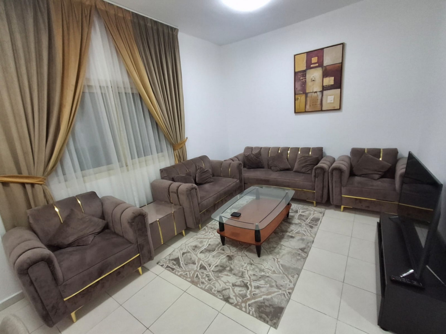 ghrf-osal-mfrosh-frsh-nthyf-msahat-oasaa121788881643.jpg