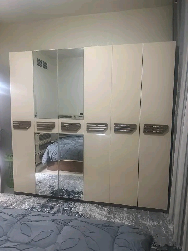 One bedroom and living room, spacious, very clean furnishings