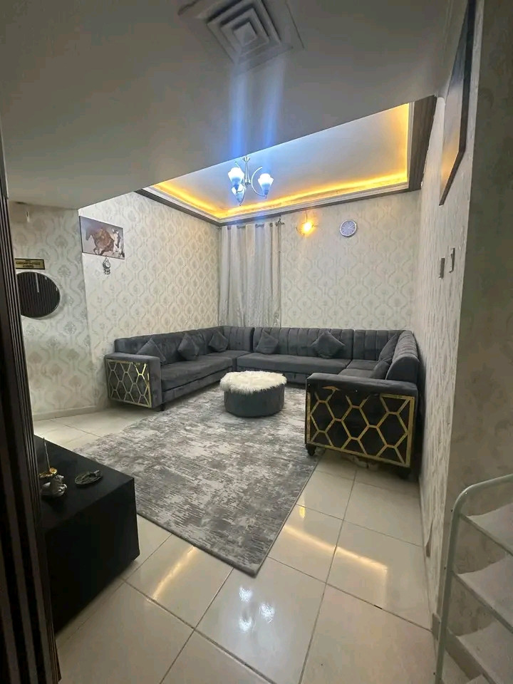 One bedroom and living room, spacious, very clean furnishings
