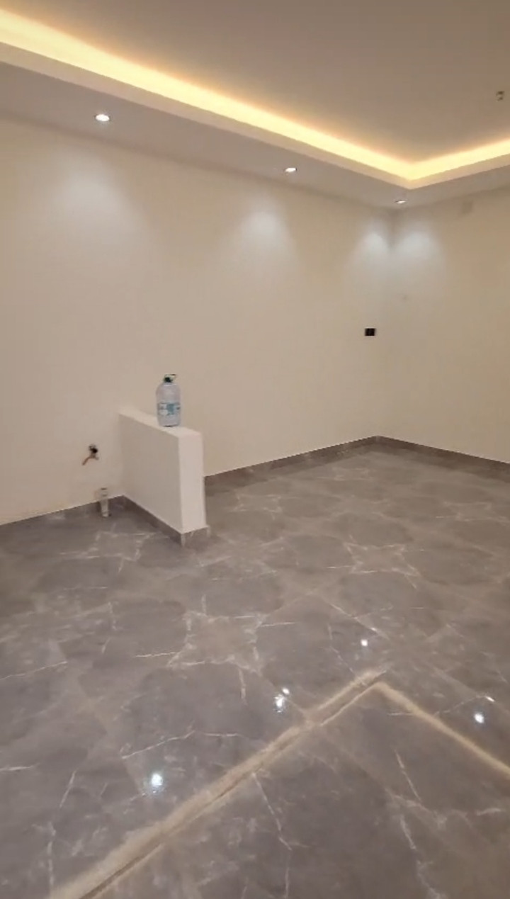 Room, living room and bathroom in Al-Uraija neighborhood