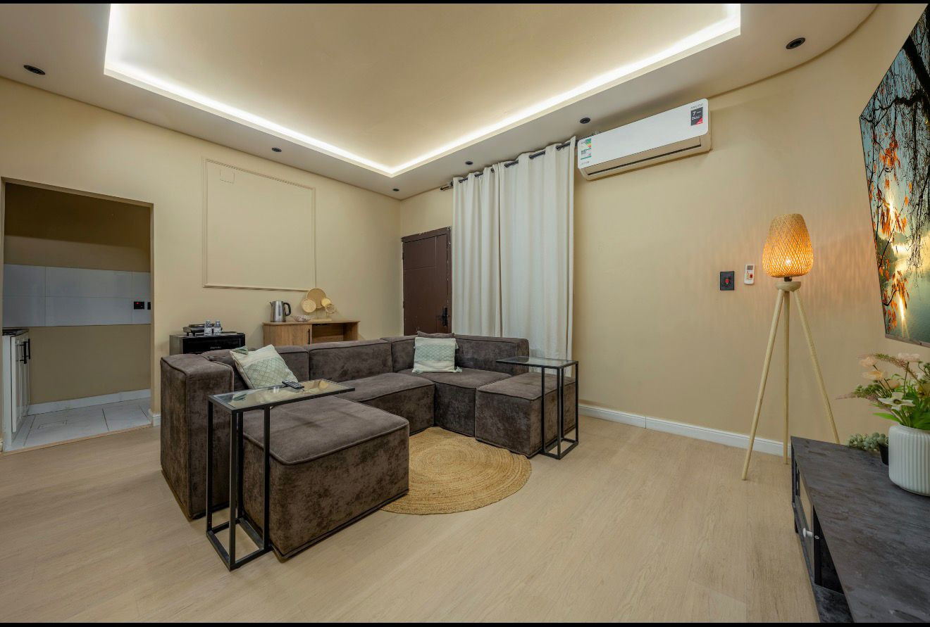 One bedroom, living room, and kitchen with super-furnished furniture
