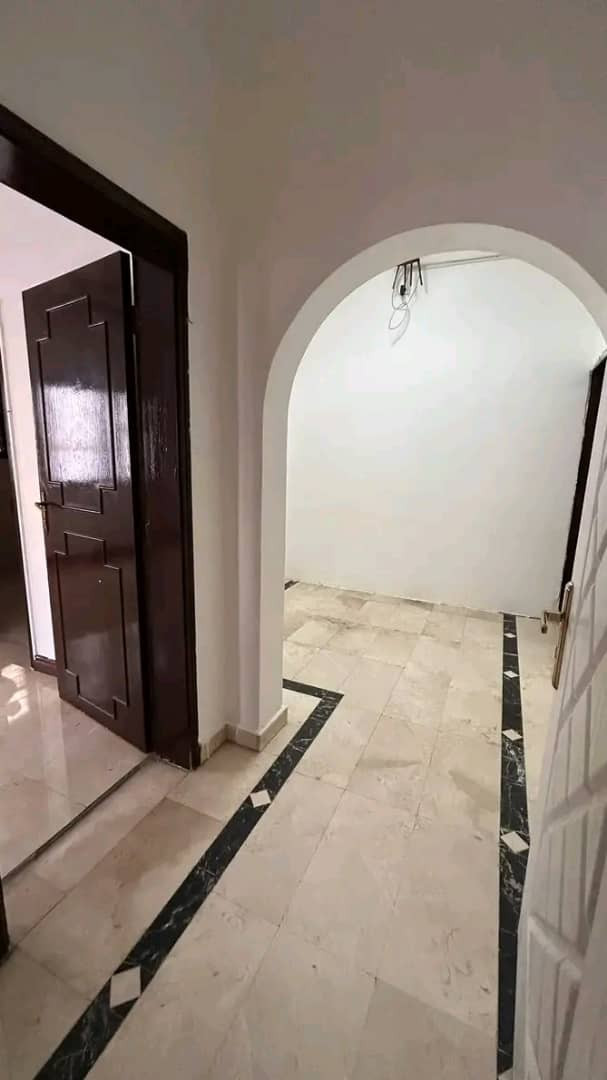 Room and hall, Al Maha Street