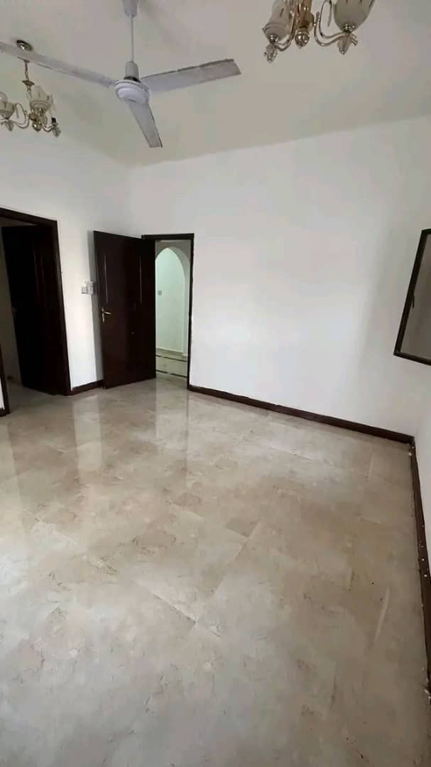 Room and hall, Al Maha Street