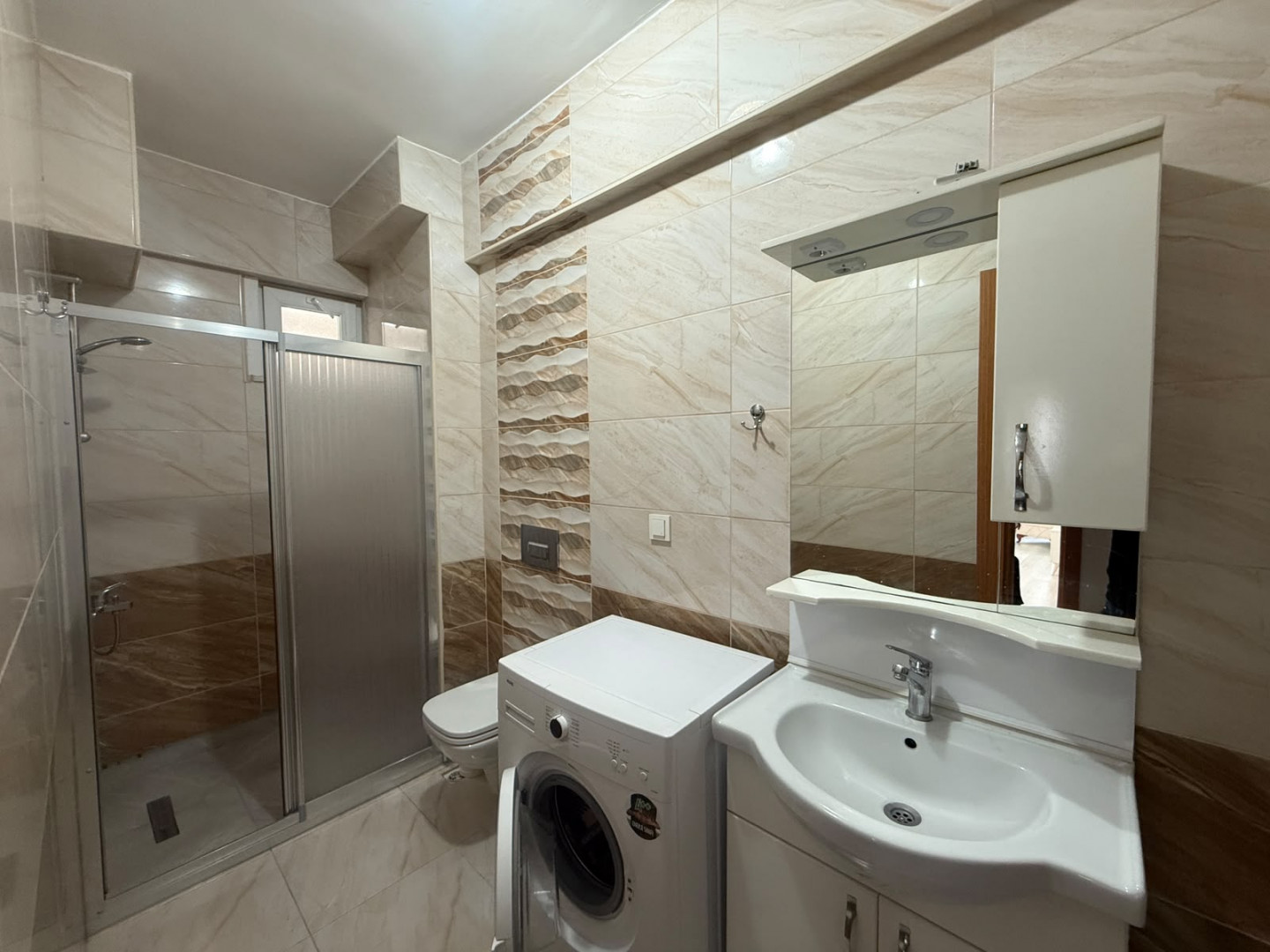 One bedroom and living room for rent