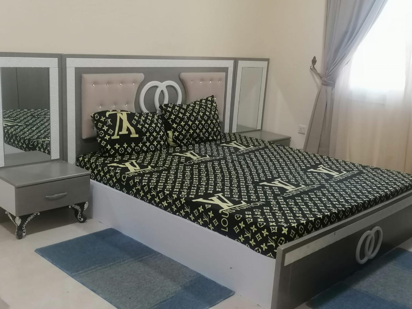 Furnished room and living room