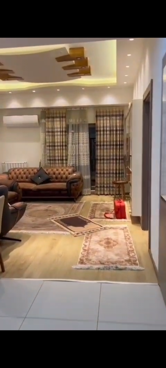 Furnished room and living room for annual rent