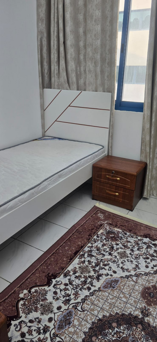 Quadruple master room