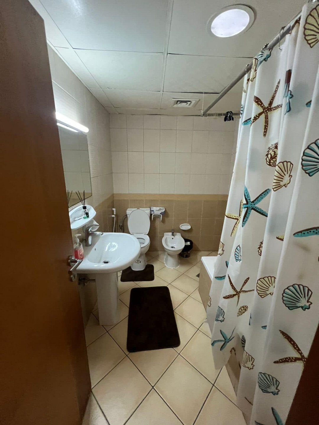Triple Master Room in Al Taawun