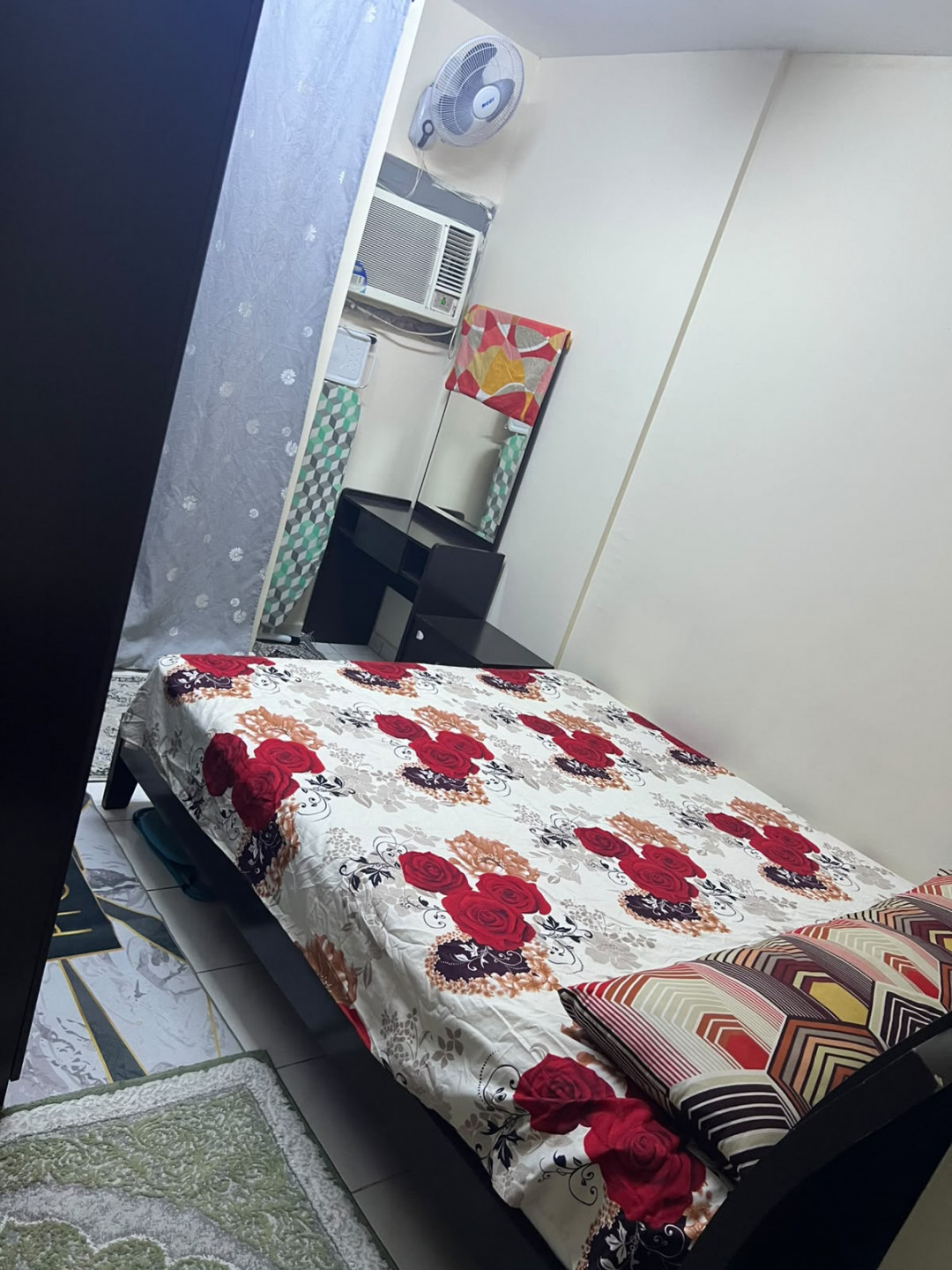 One bedroom and living room near Clock Tower roundabout, in excellent condition