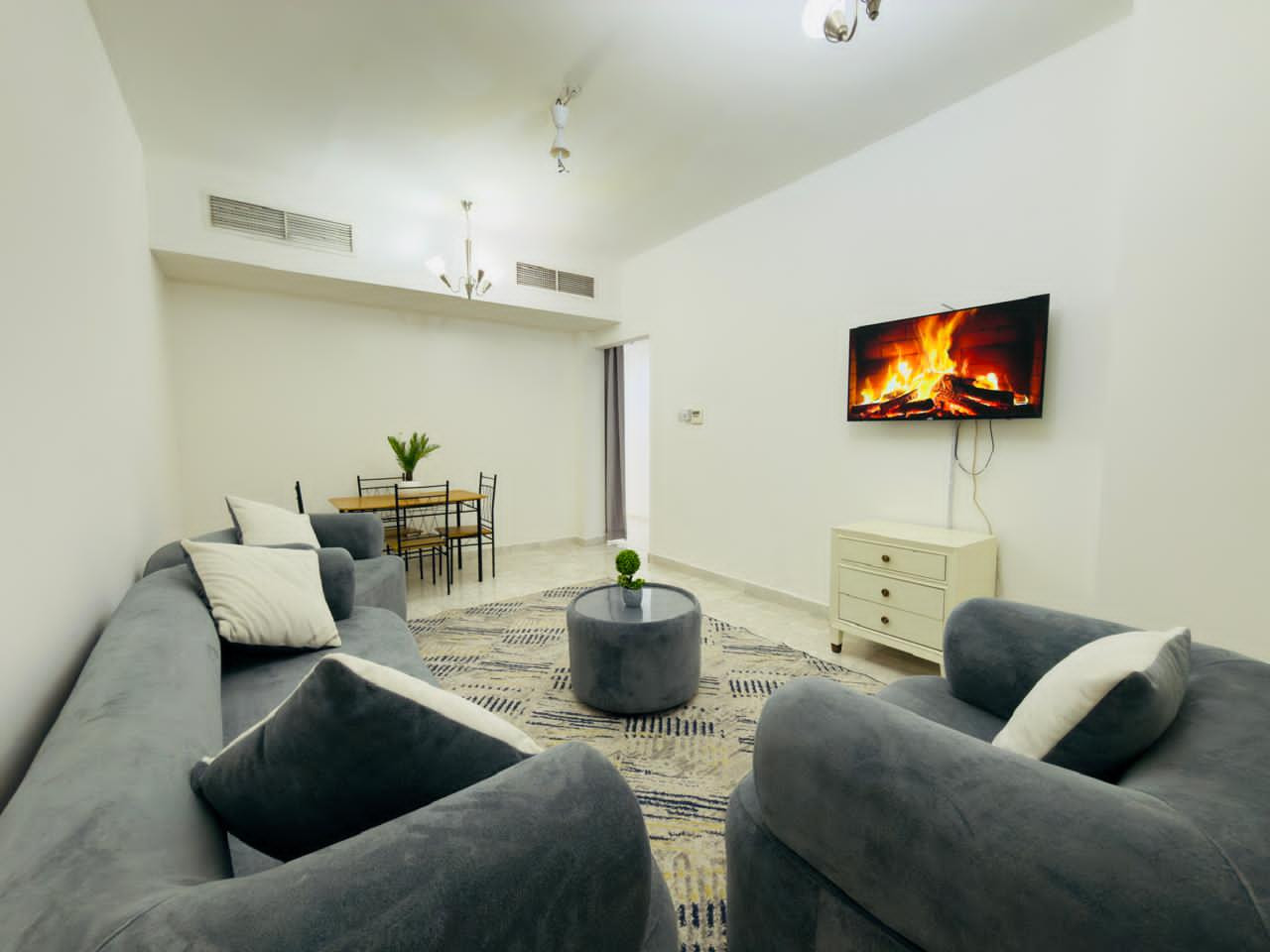 One bedroom and living room for monthly rent