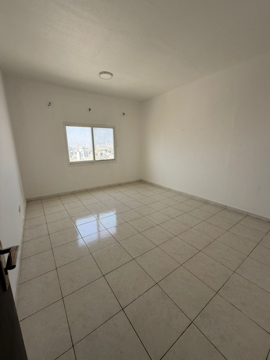 One bedroom and living room for annual rent