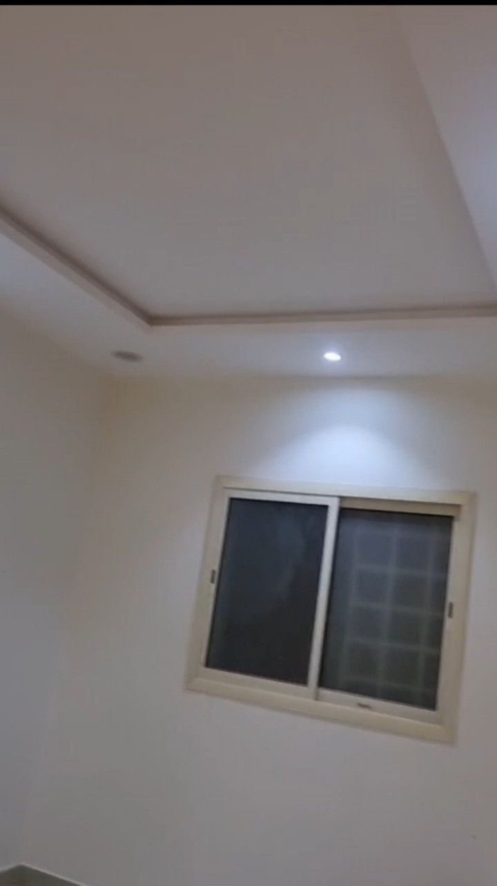 One bedroom, living room, bathroom, and kitchen in Al Quds neighborhood 🌹🏬