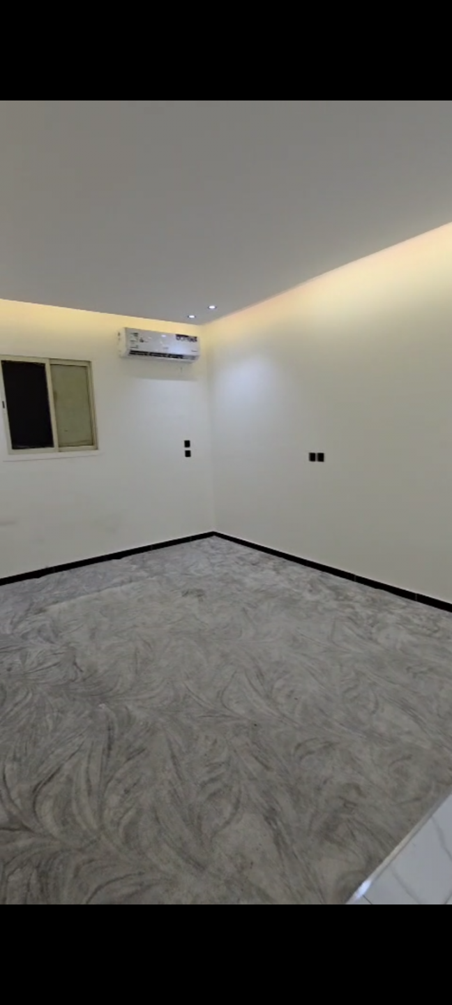 Two rooms and a hall in Yarmouk