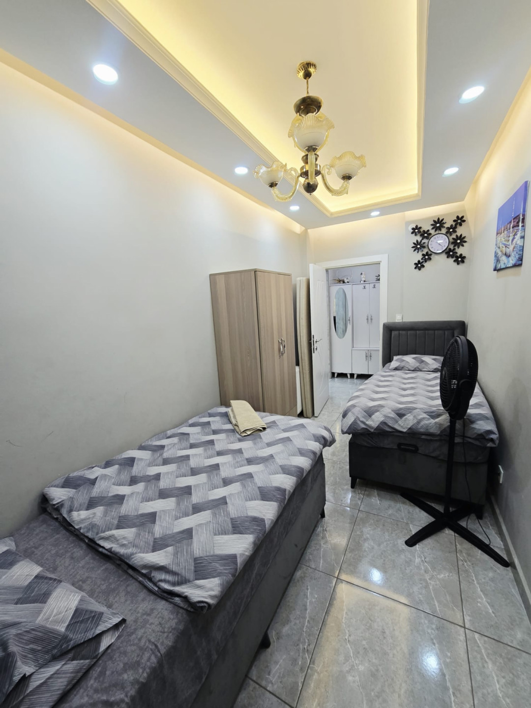 ghrftyn-osal-loks-vip51790680663.jpg