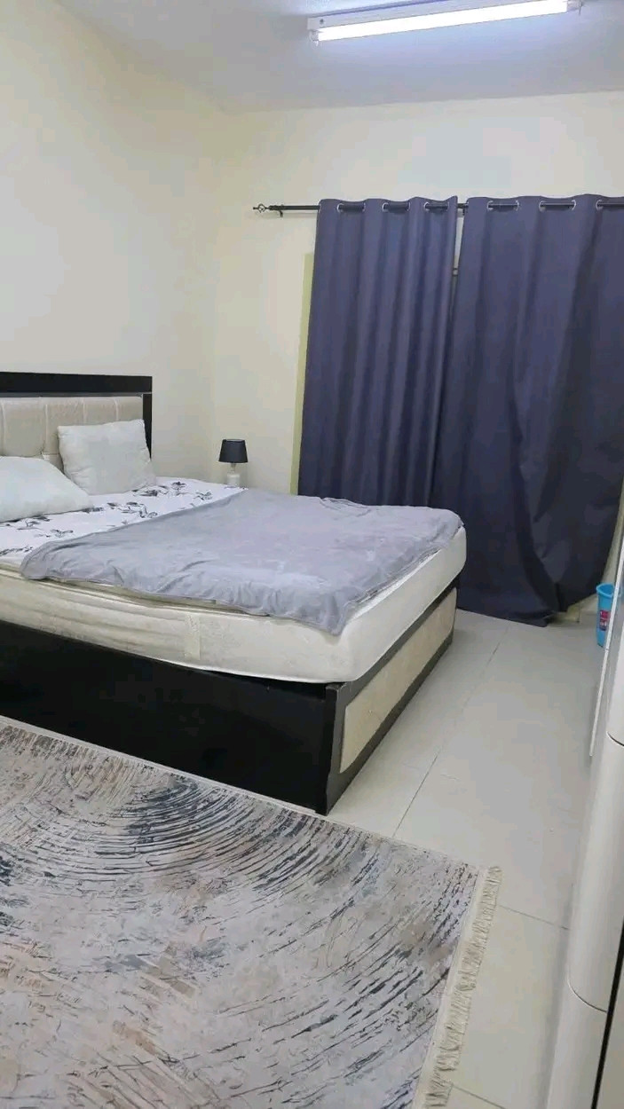 ghrftyn-osal-maa-blkon-fy-aagman01792356028.jpg