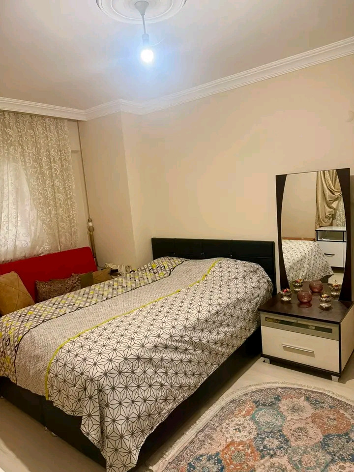 Two furnished rooms and a living room, clean, on the ground floor, direct building entrance.