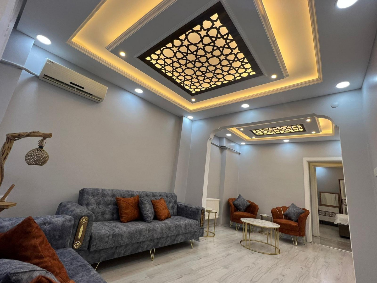 Two rooms and a hall
