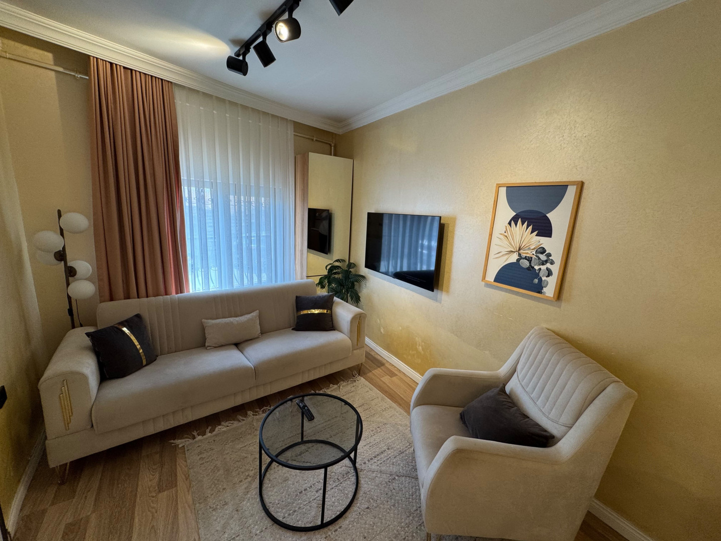 ghrftyn-osalh-llaygar-alsnoy01792072468.jpg