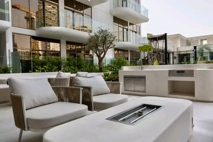 jumeirah-village-circle-dubai01786130184.jpg