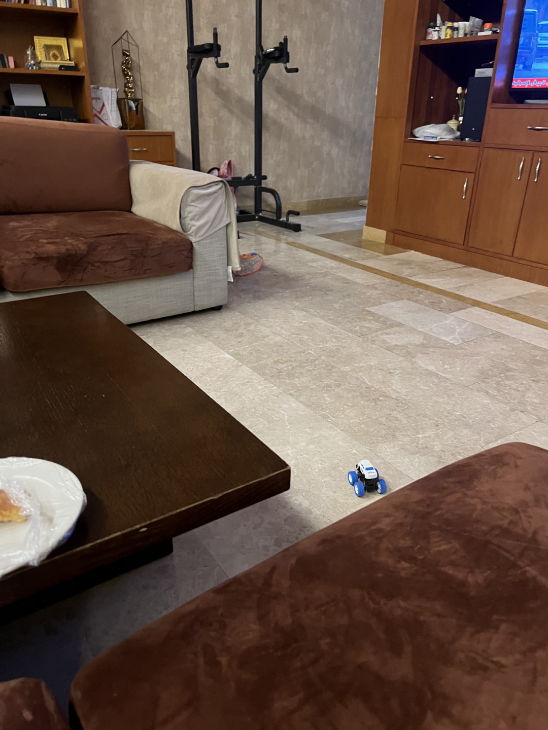 list-unfurnished-shared-studio-for-annual-lease-from-app101750073993.jpg