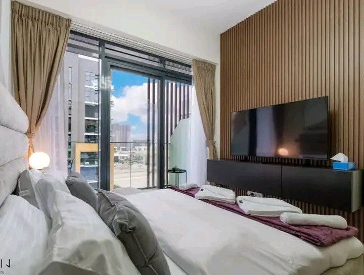 Live at Azizi Riviera Hotel-grade furnished studio✨