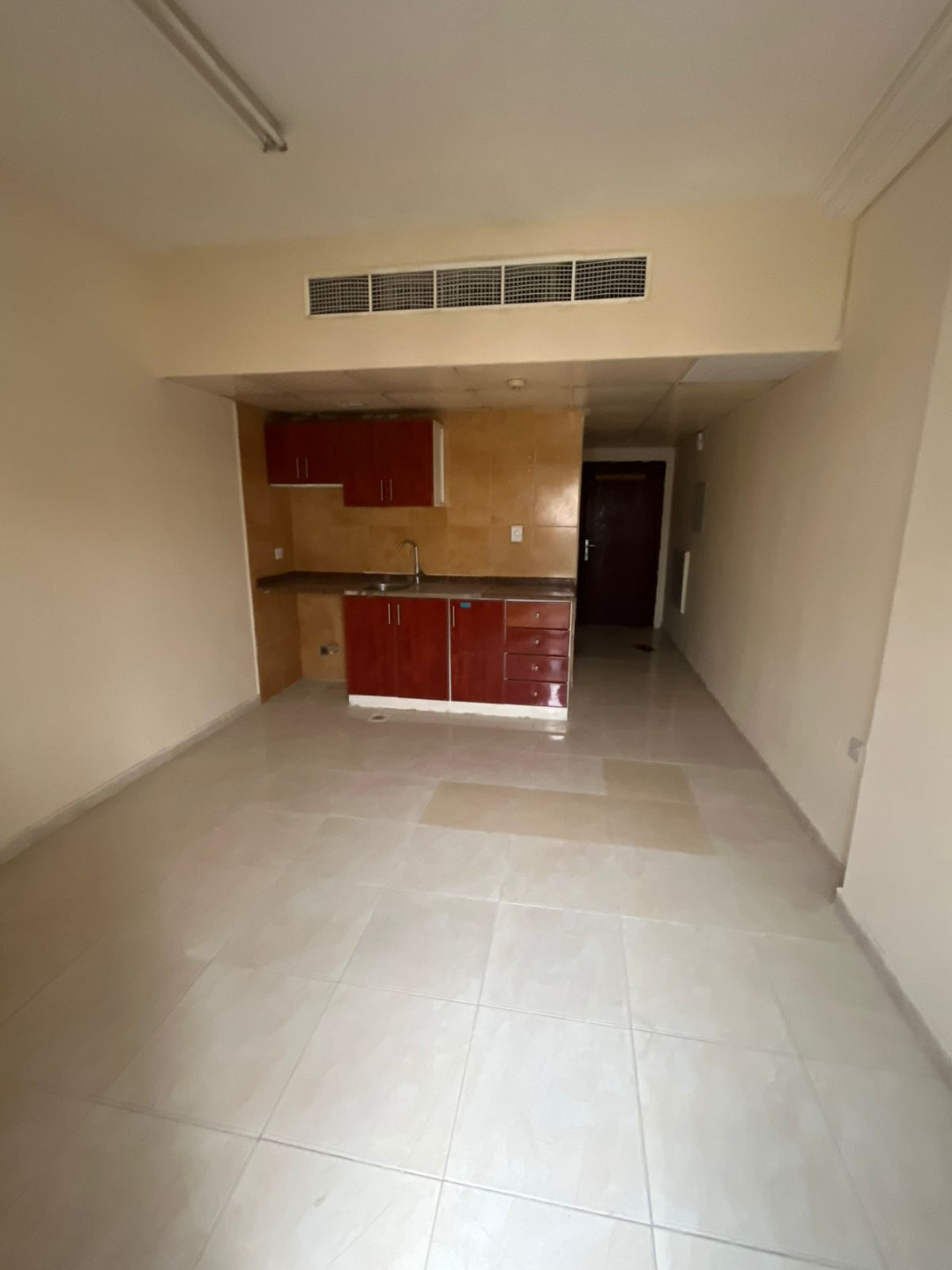 Studio apartment for annual rent in a very clean building