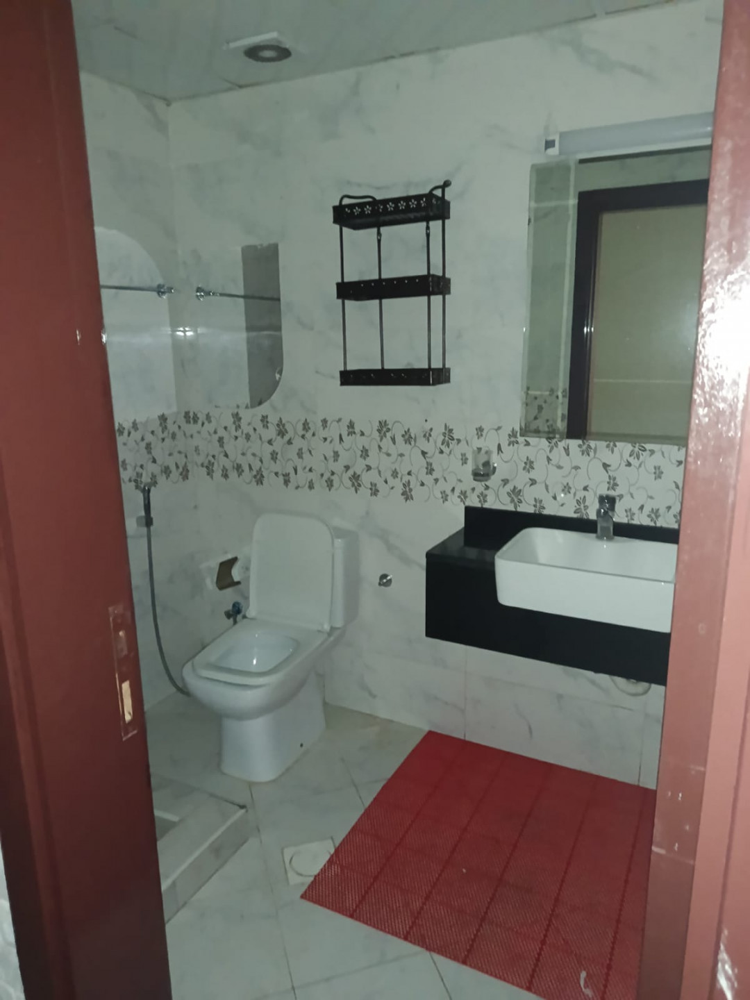 Two bedrooms and a living room for annual rent in Al Nuaimiya 2, a family building with very large spaces.