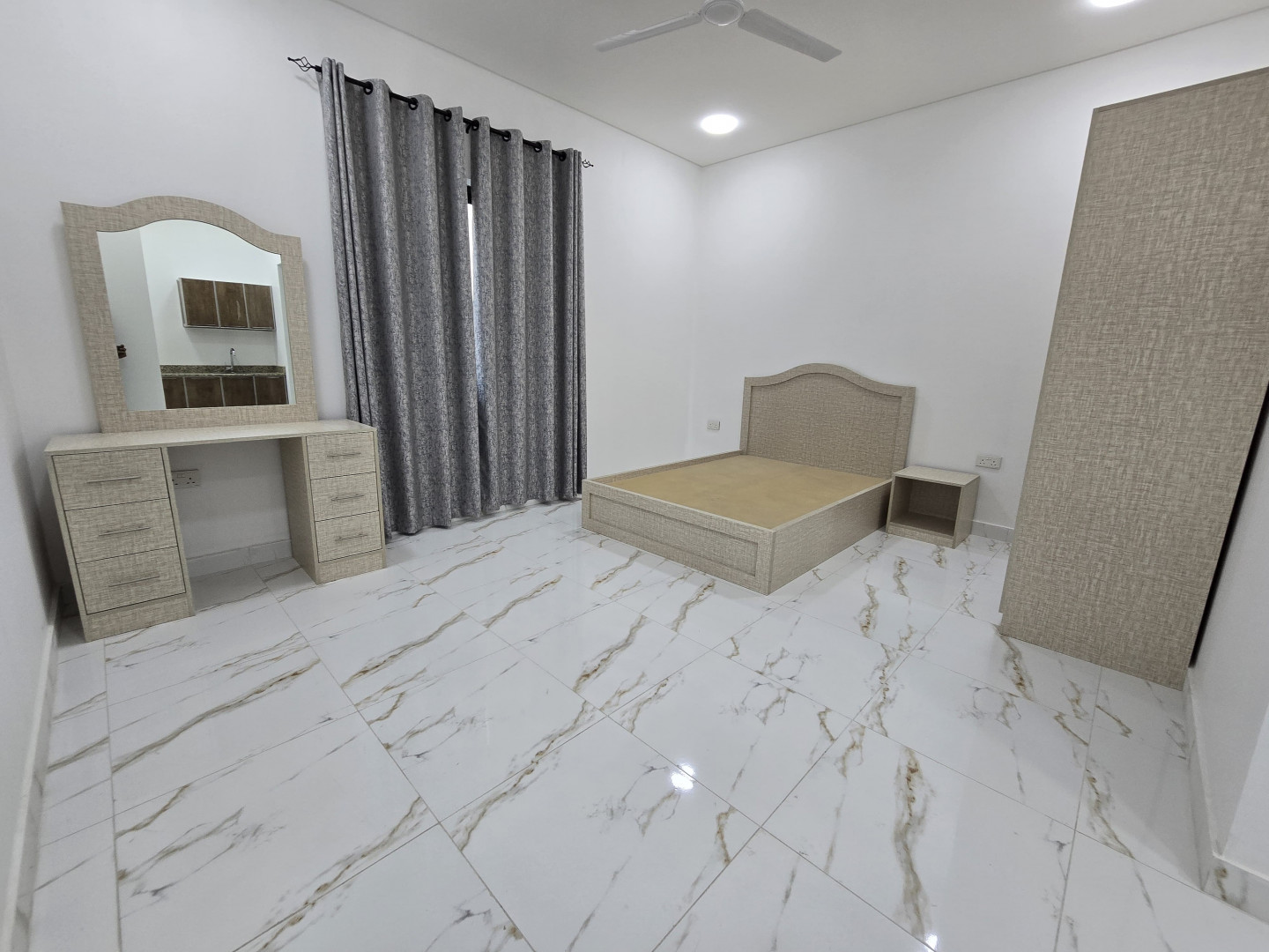 llaygar-astodyo-gdyd-mfrosh-shaml-alkhrbaaa-fy-sharaa-albdyaa41778756168.jpg