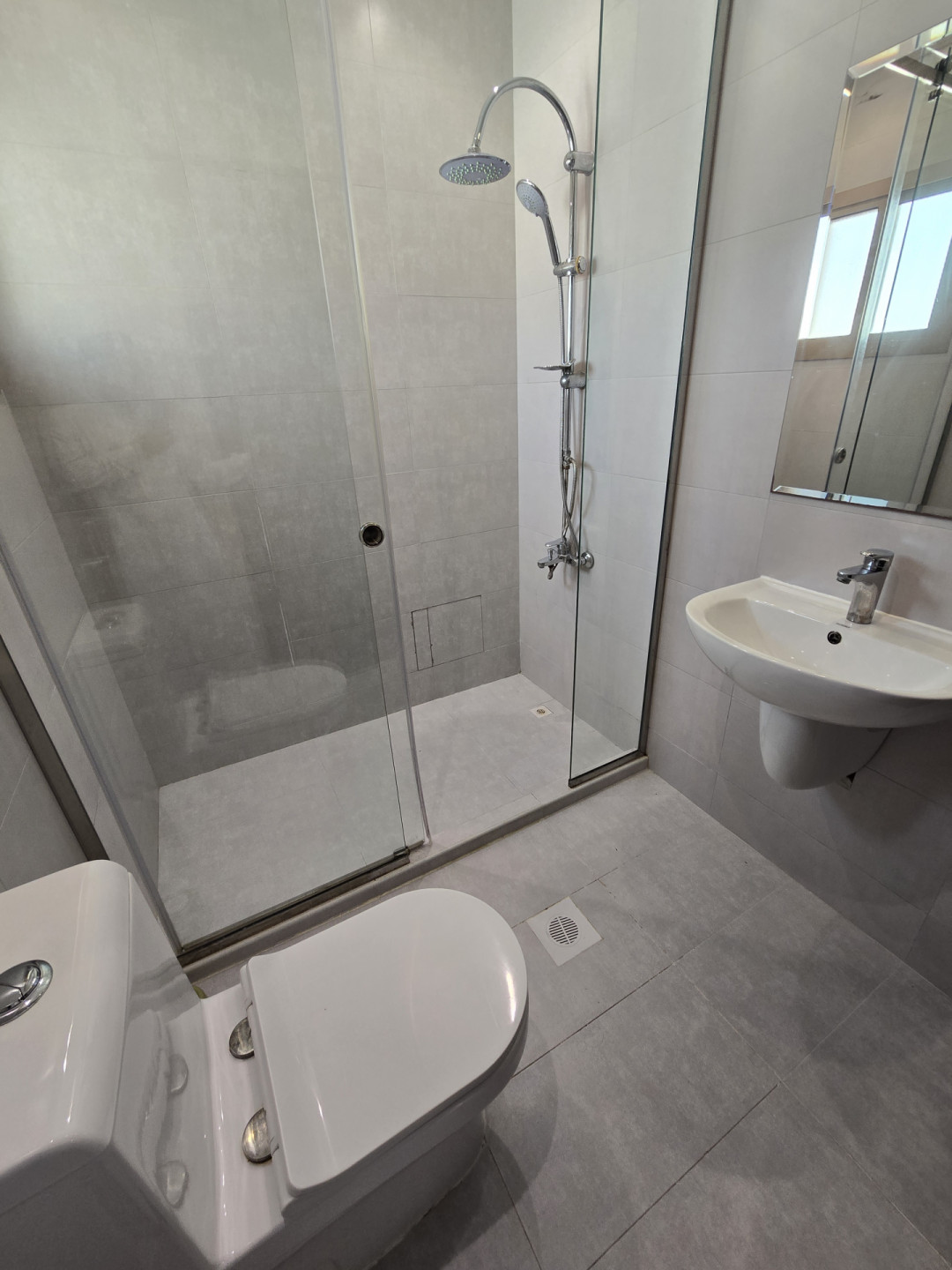 Furnished studio apartment for rent in Saar, electricity included