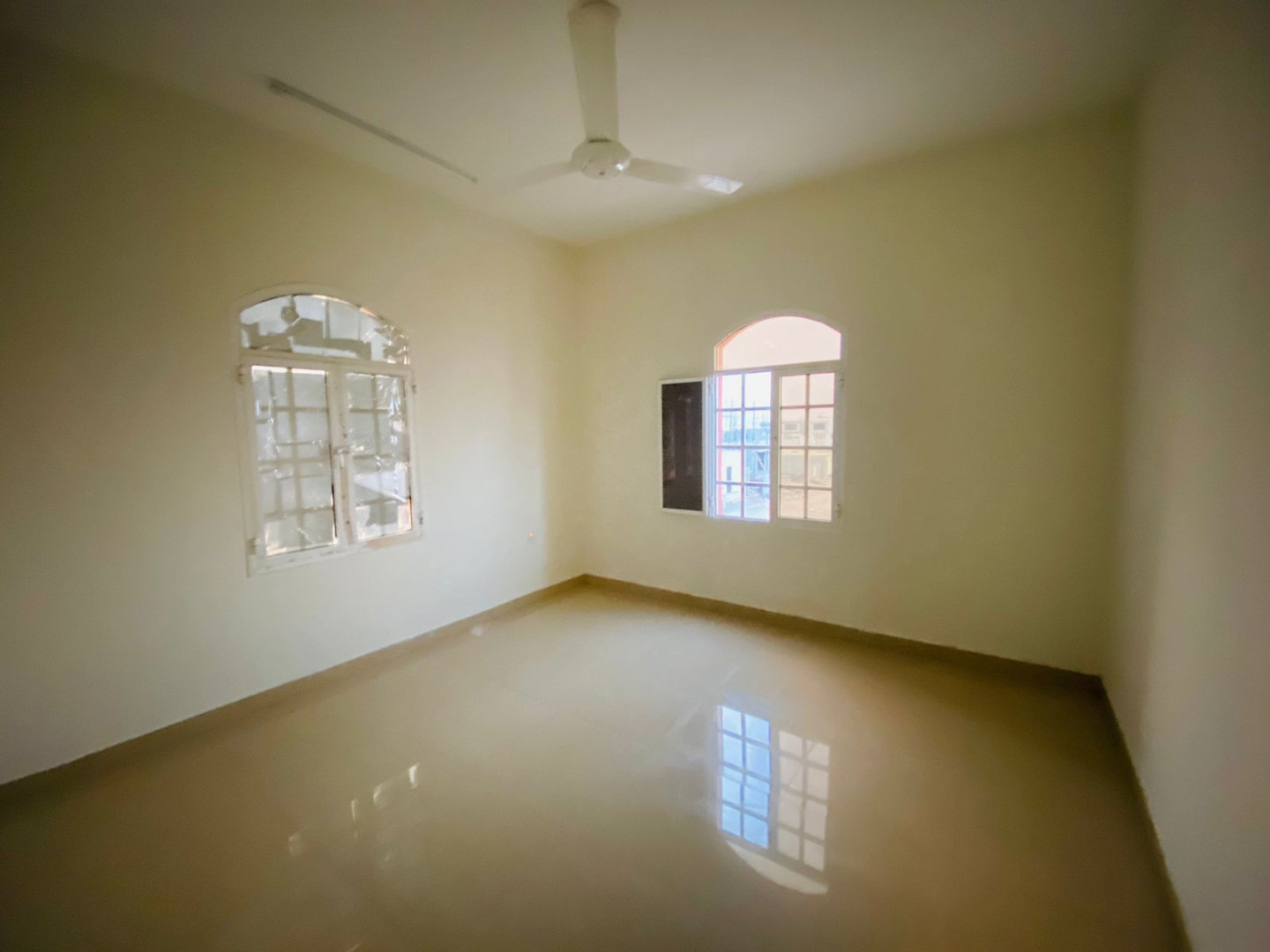 🏡 Villa for rent in Al Maabilah 8th, 4 rooms, majlis, hall, 5 bathrooms, for 300 riyals