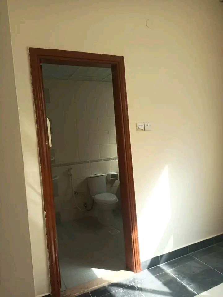 Two-story villa for rent in Umm Al Quwain, Al Bateen area