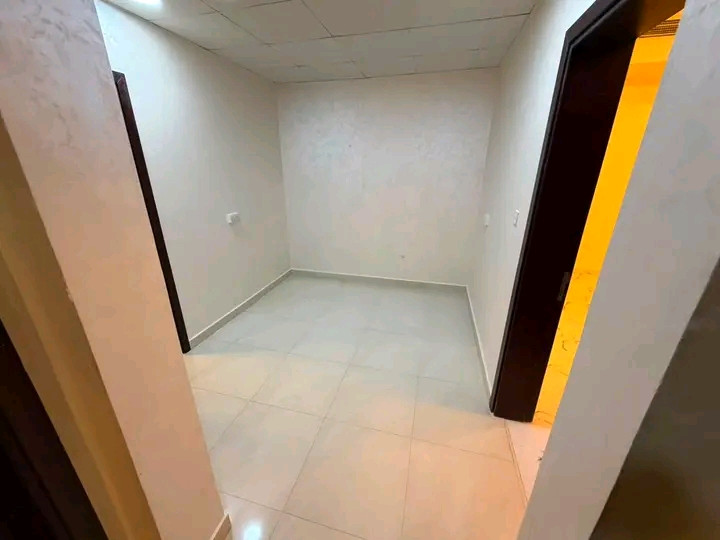 🏡 **For Rent – Corner Villa in Al Rawda 3 | Ajman** ✨