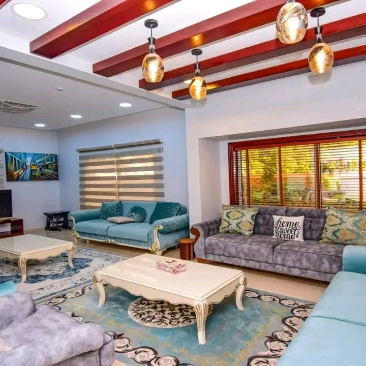 Two-story villa for rent in Janabiyah