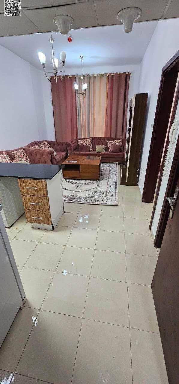 One bedroom and living room for rent, second tenant, City Towers