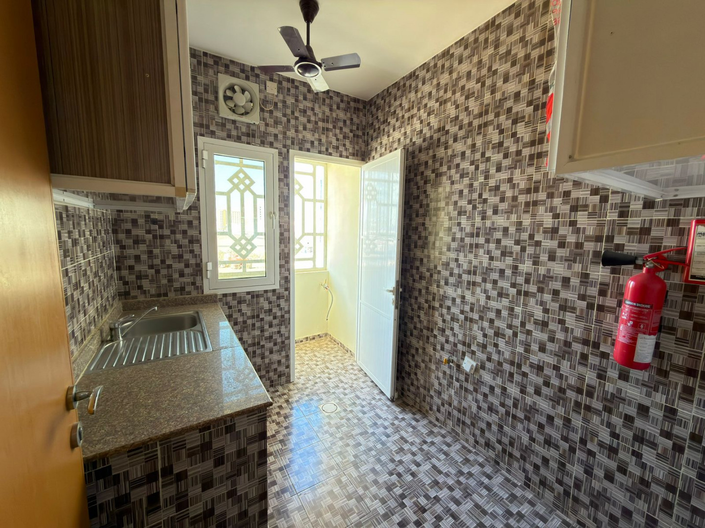 🏡 Apartment for rent in Al Maabilah, 2 bedrooms, living room, 3 bathrooms, for 160 riyals